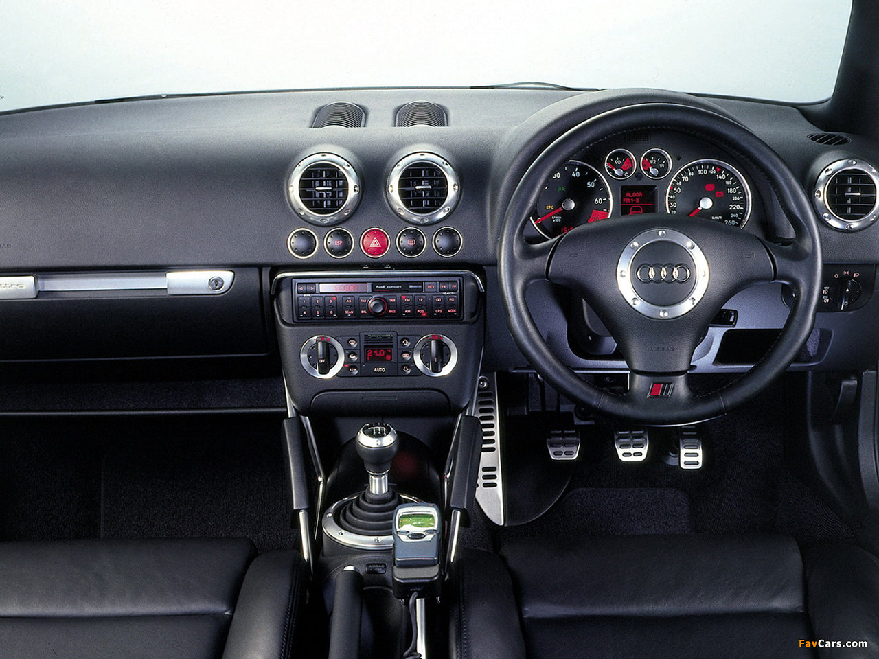 Images of Audi TT Coupe ZA-spec (8N) 1998–2003 (1280 x 960)