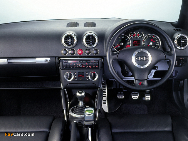 Images of Audi TT Coupe ZA-spec (8N) 1998–2003 (640 x 480)