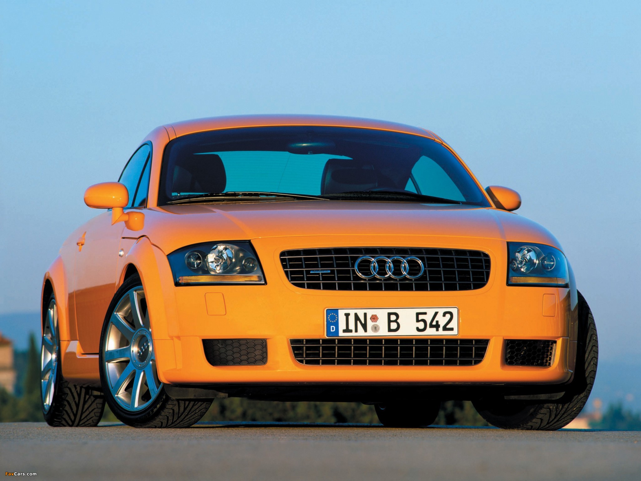 Images of Audi TT 3.2 quattro Coupe (8N) 2003–06 (2048 x 1536)