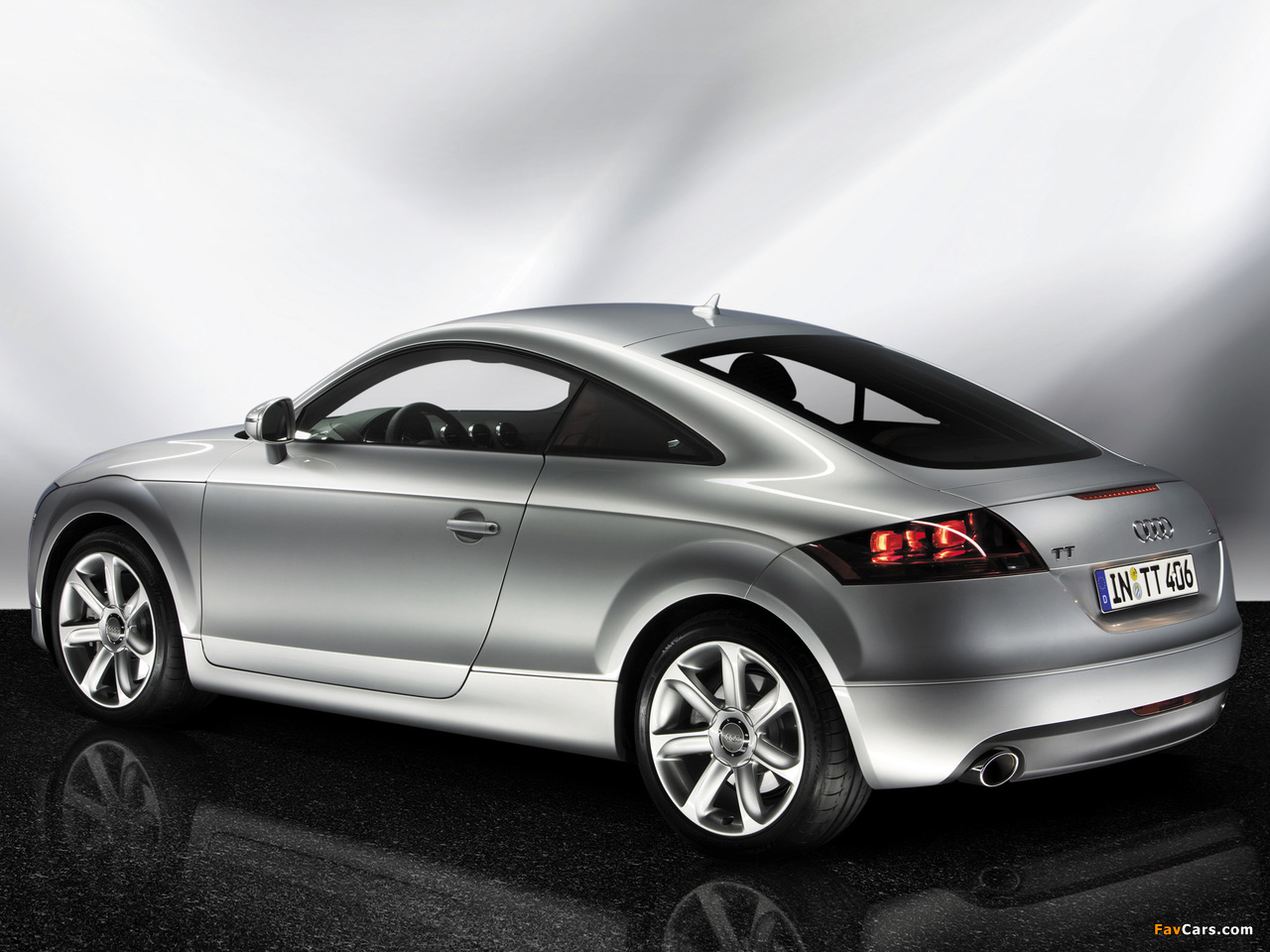 Images of Audi TT 3.2 quattro Coupe (8J) 2006–10 (1280 x 960)