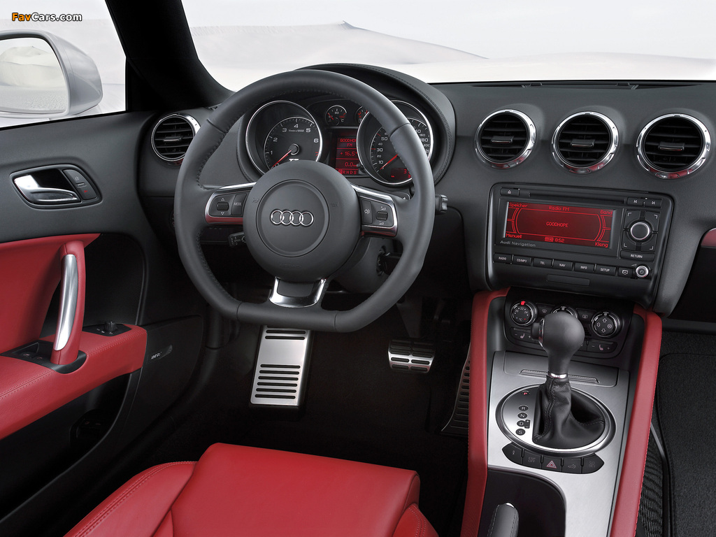 Images of Audi TT 3.2 quattro Coupe (8J) 2006–10 (1024 x 768)