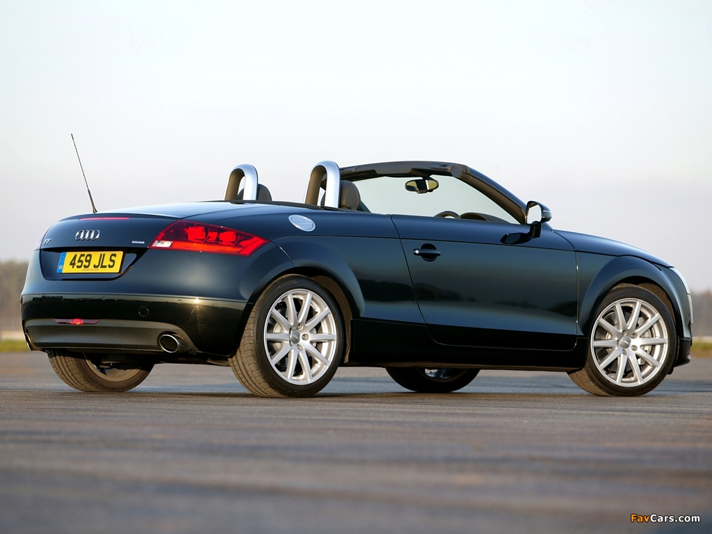 Images of Audi TT Roadster UK-spec (8J) 2007–10 (1024 x 768)