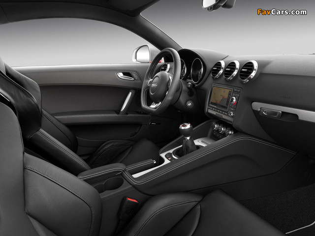 Images of Audi TTS Coupe (8J) 2008–10 (640 x 480)