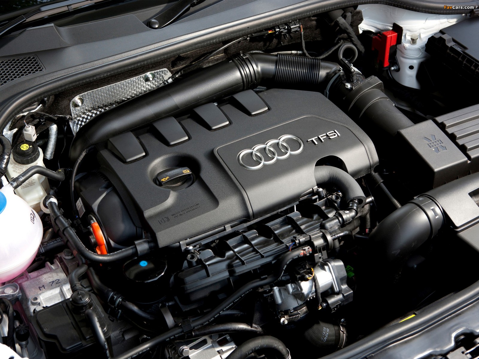 Images of Audi TT 2.0 TFSI Coupe UK-spec (8J) 2010 (1600 x 1200)
