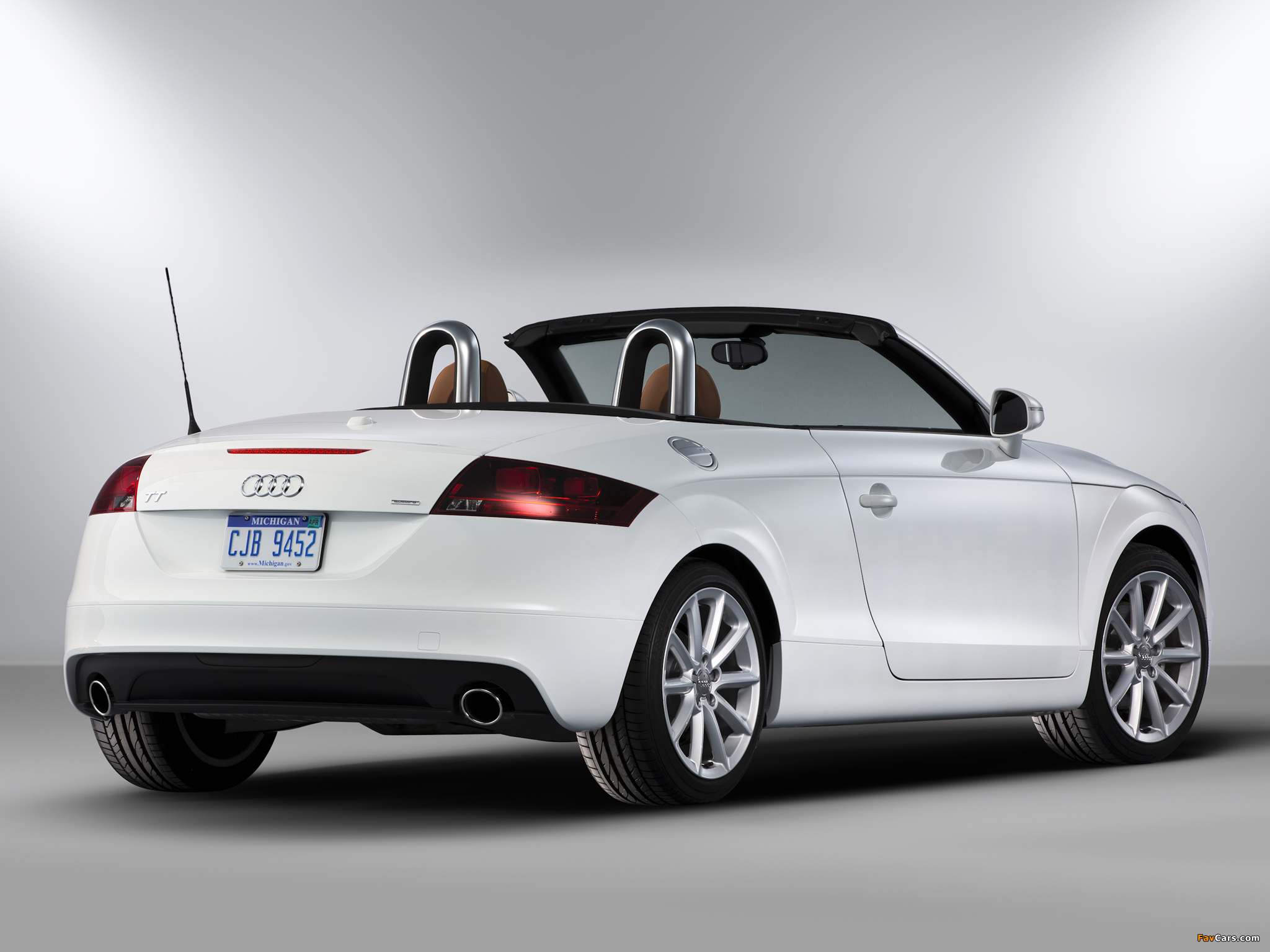 Images of Audi TT 2.0 TFSI quattro Roadster US-spec (8J) 2010 (2048 x 1536)