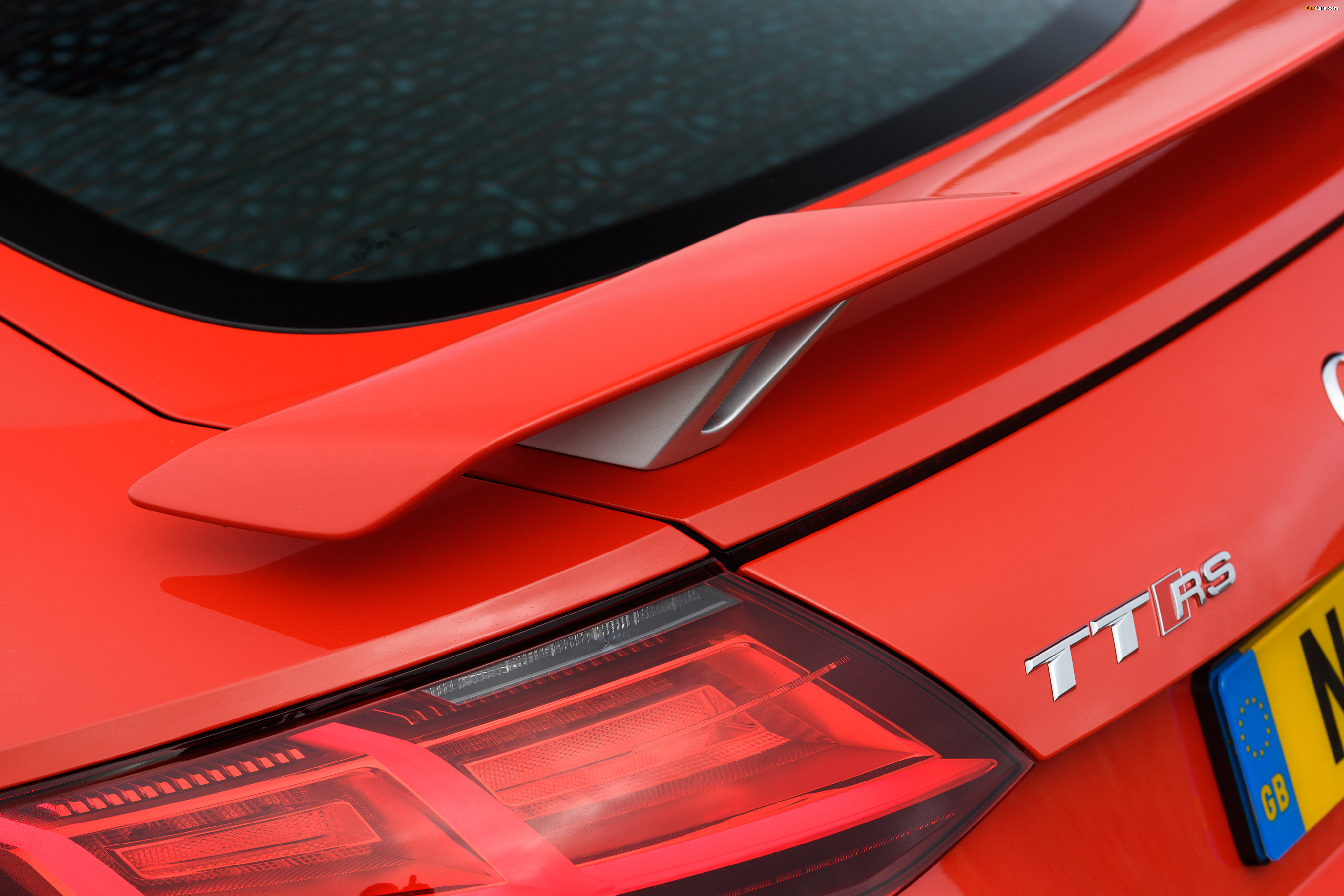 Images of Audi TT RS Coupé UK-spec (8S) 2016 (4096 x 2731)