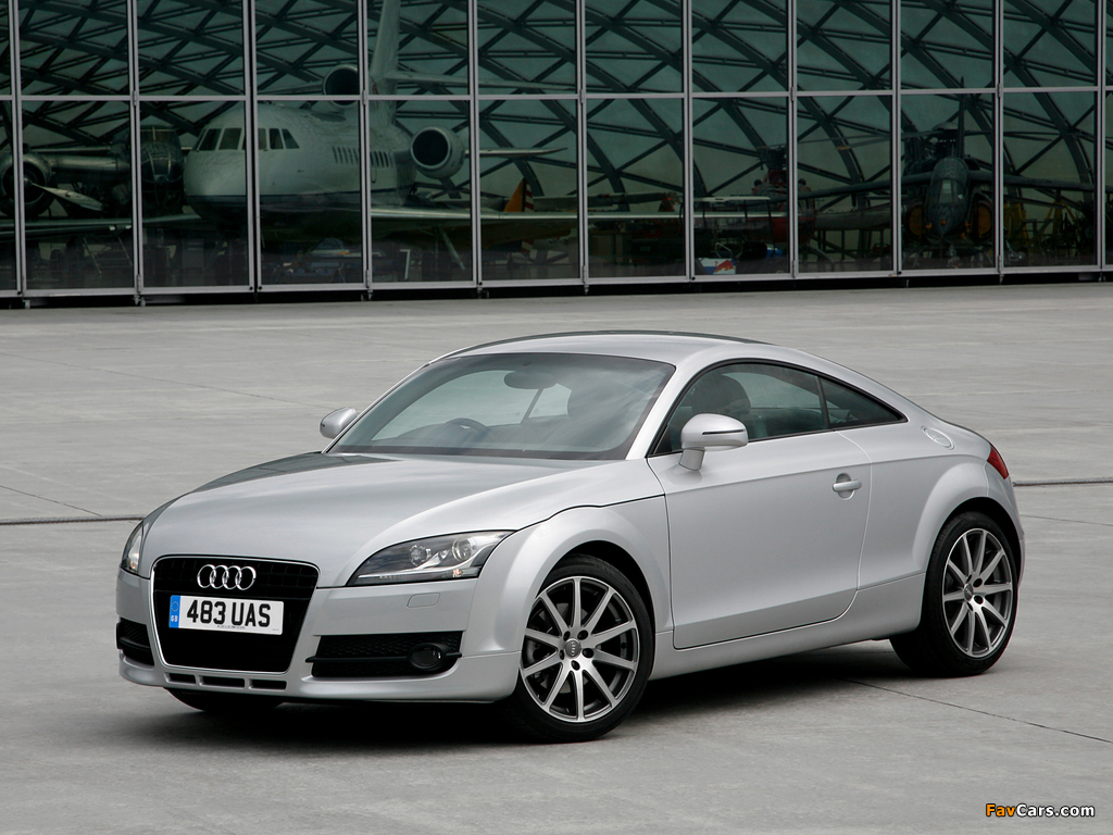 Photos of Audi TT Coupe UK-spec (8J) 2006–10 (1024 x 768)