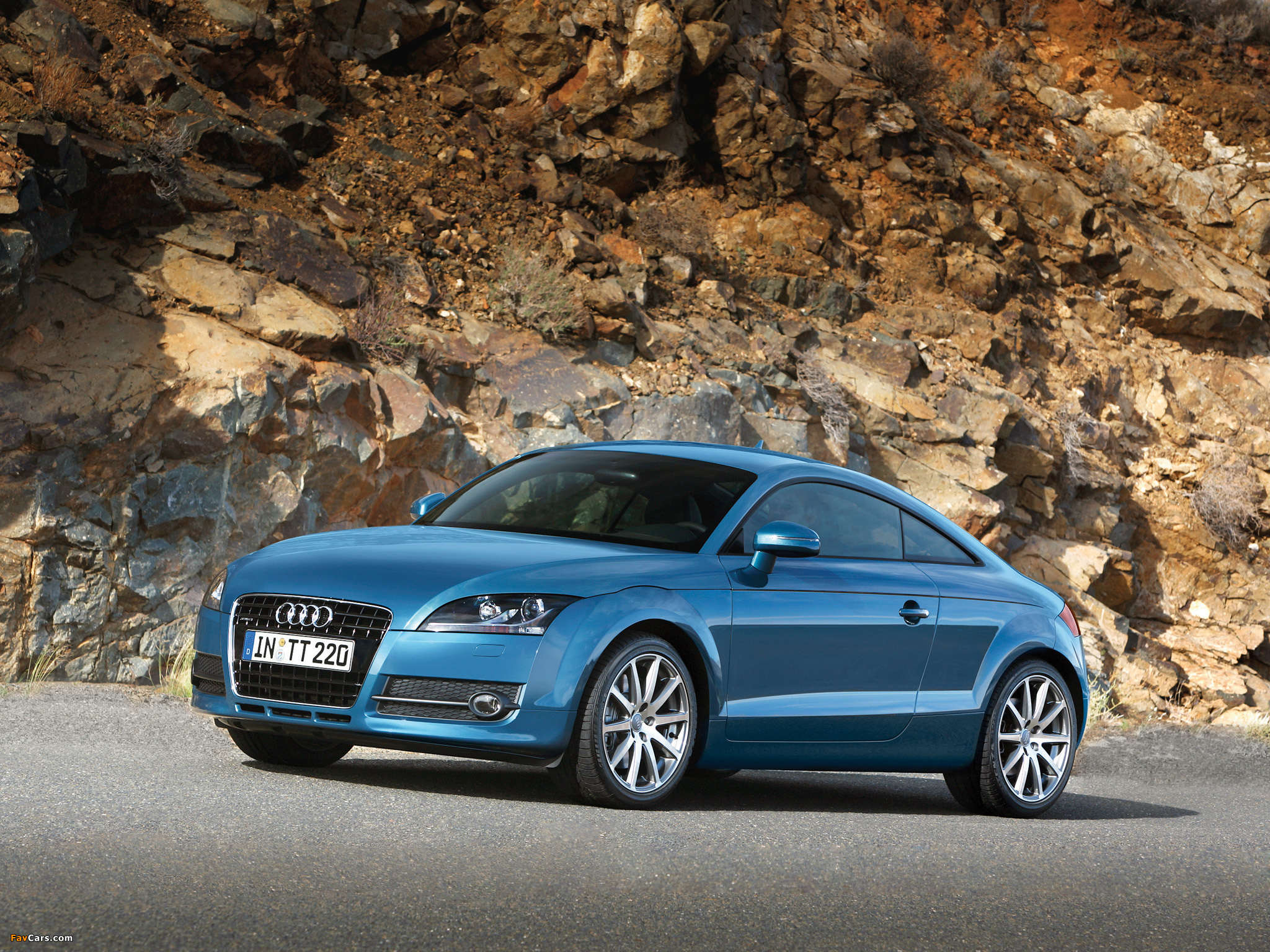 Photos of Audi TT Coupe (8J) 2006–10 (2048 x 1536)