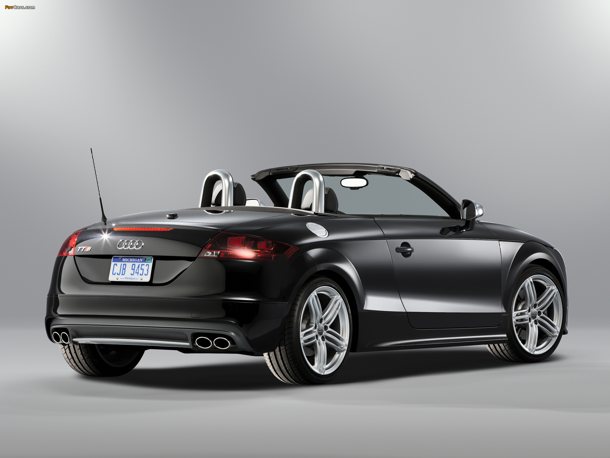 Photos of Audi TTS Roadster US-spec (8J) 2010 (2048 x 1536)