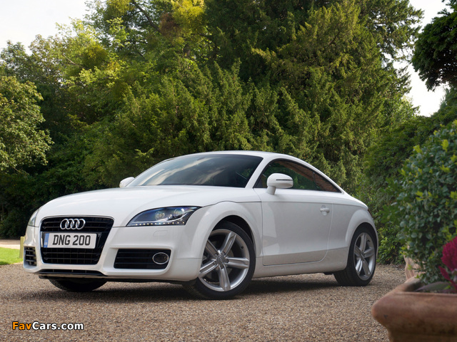 Photos of Audi TT 2.0 TFSI Coupe UK-spec (8J) 2010 (640 x 480)