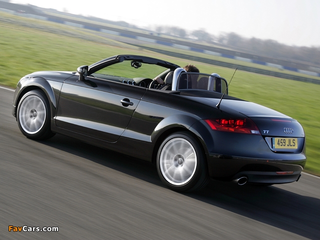 Pictures of Audi TT Roadster UK-spec (8J) 2007–10 (640 x 480)