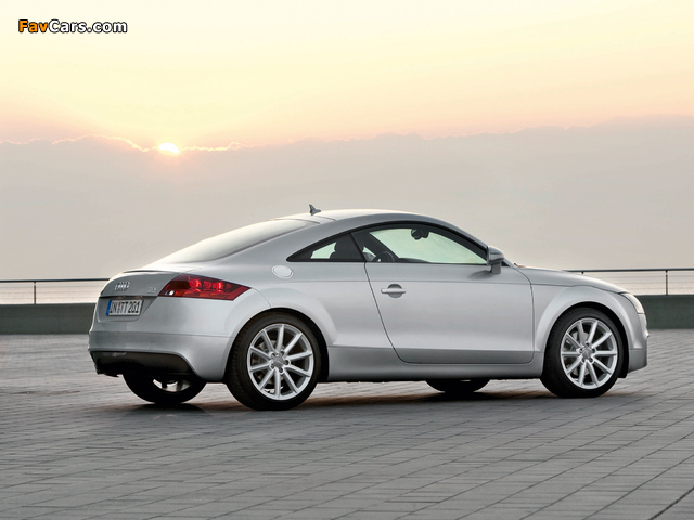 Pictures of Audi TT 2.0 TDI quattro Coupe (8J) 2010 (640 x 480)