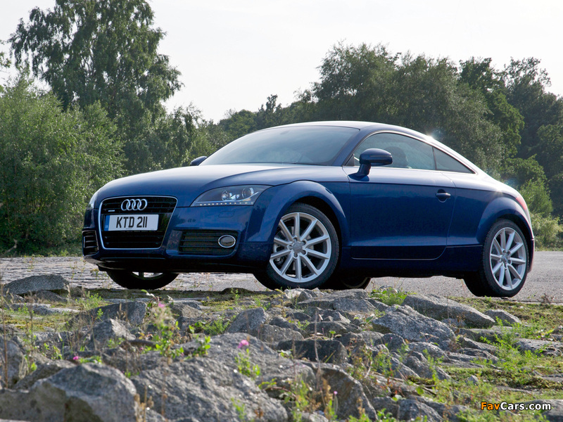 Pictures of Audi TT 2.0 TFSI quattro Coupe UK-spec (8J) 2010 (800 x 600)