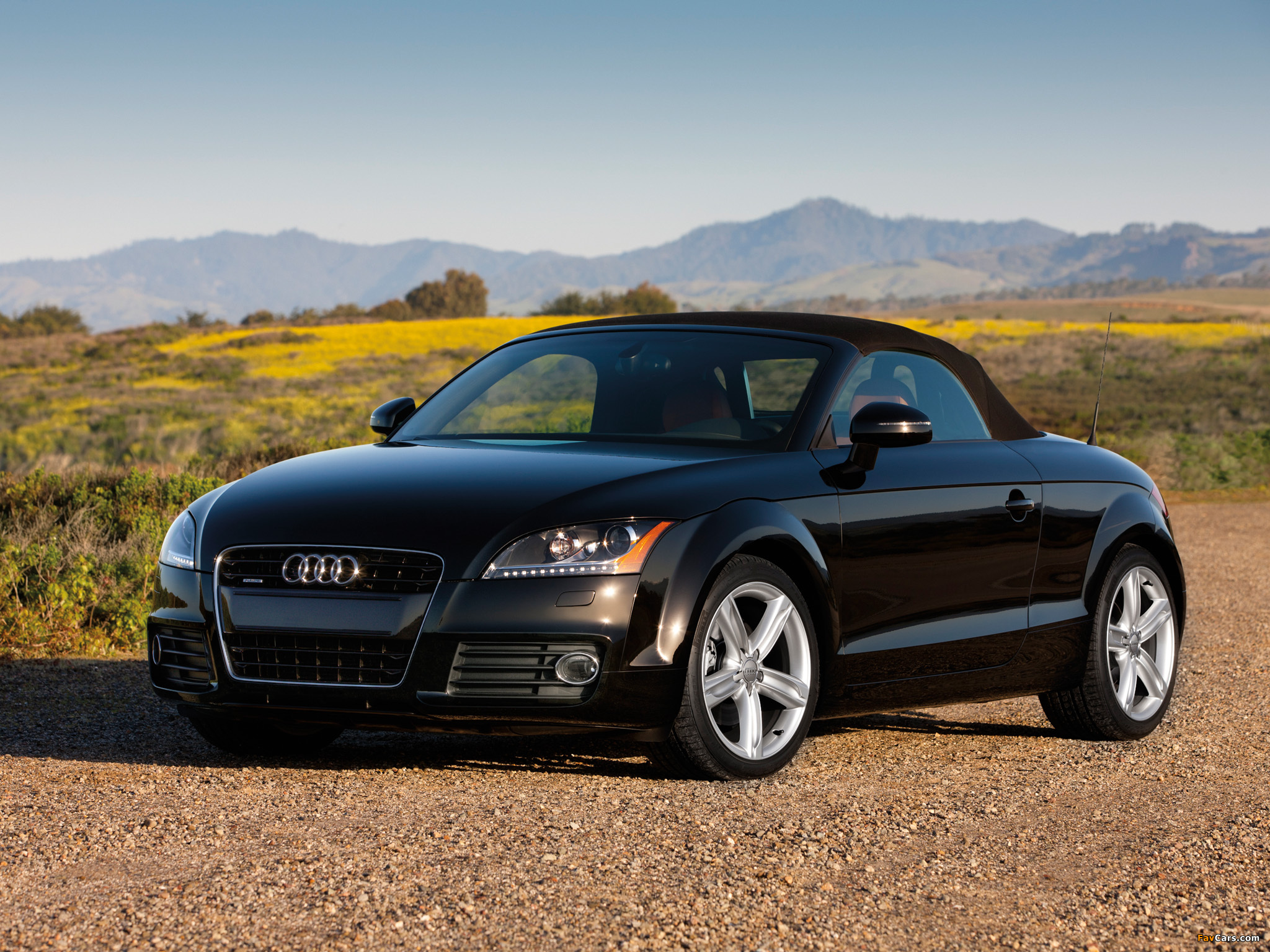 Pictures of Audi TT 2.0 TFSI quattro Roadster US-spec (8J) 2010 (2048 x 1536)