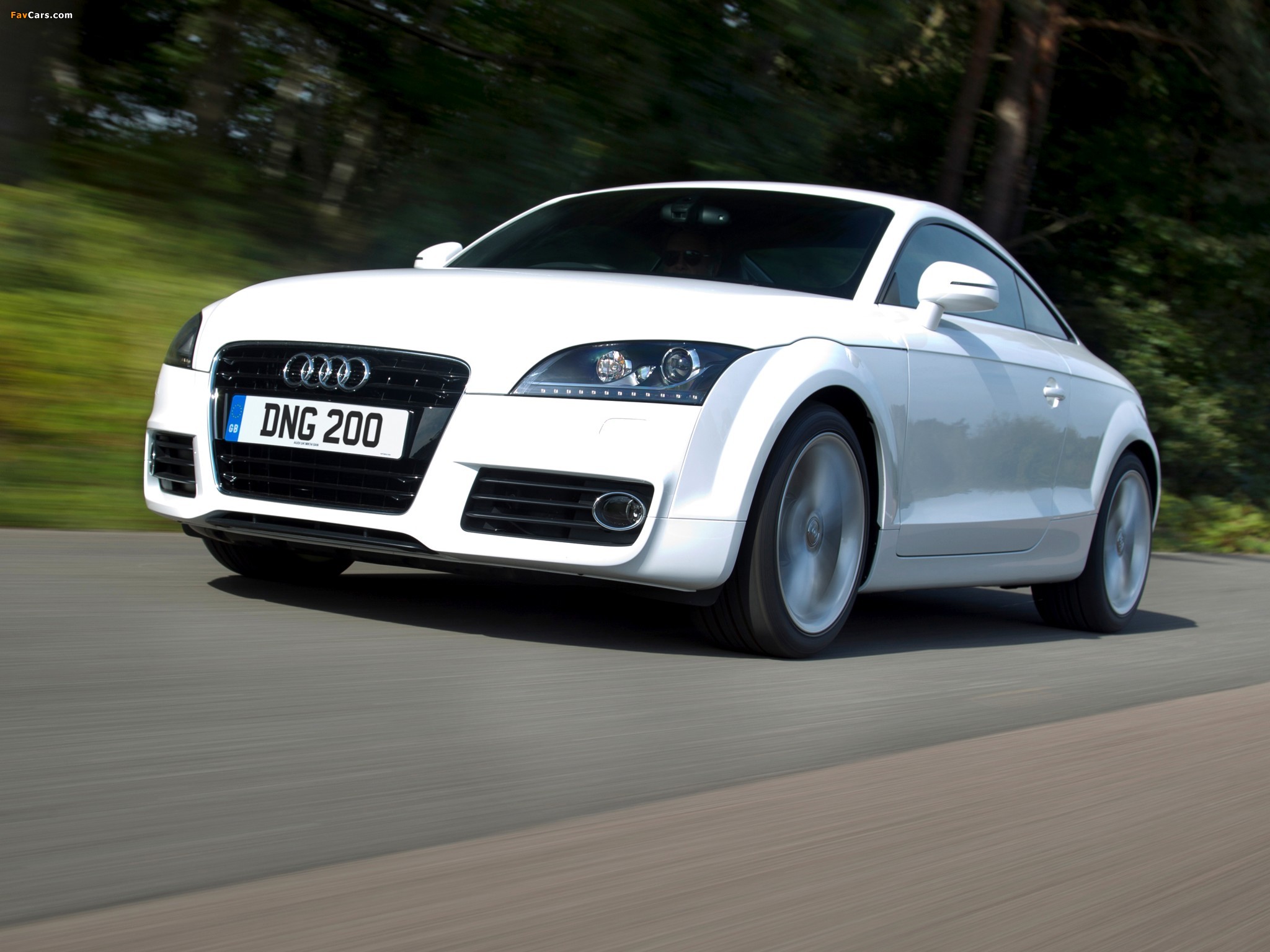 Audi TT 2.0 TFSI Coupe UK-spec (8J) 2010 wallpapers (2048 x 1536)