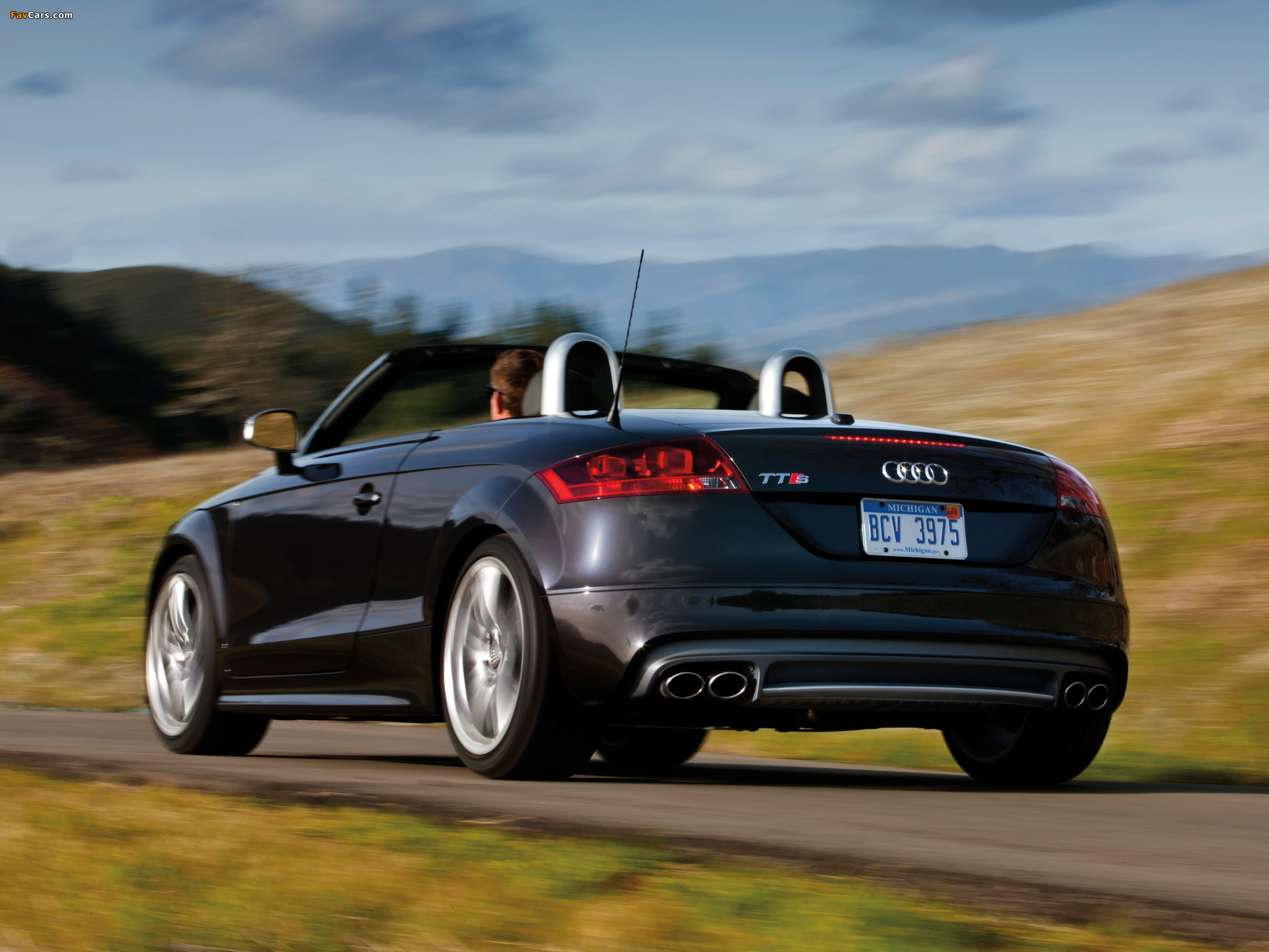 Audi TTS Roadster US-spec (8J) 2010 wallpapers (2048 x 1536)