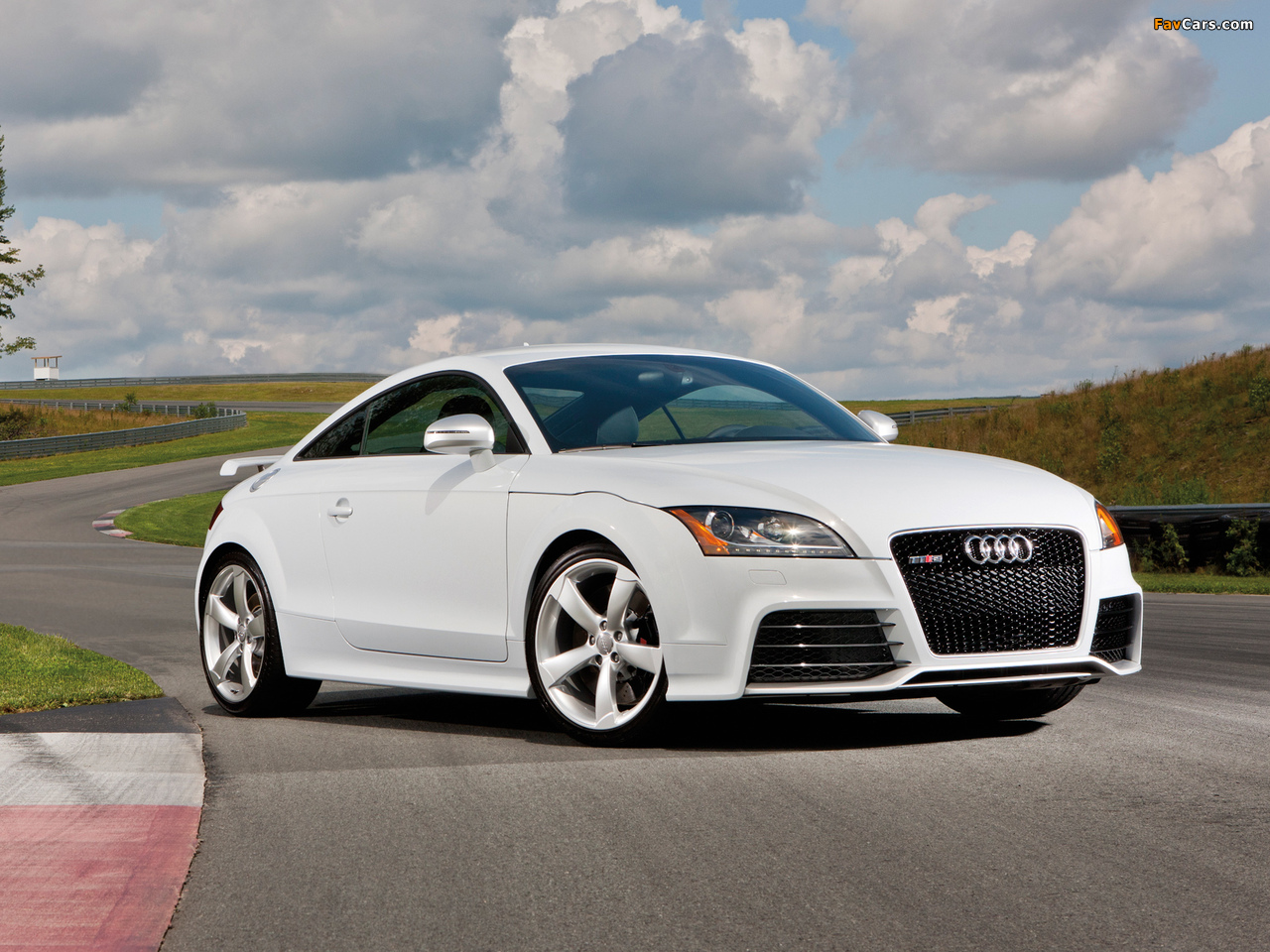 Audi TT RS Coupe US-spec (8J) 2011 wallpapers (1280 x 960)