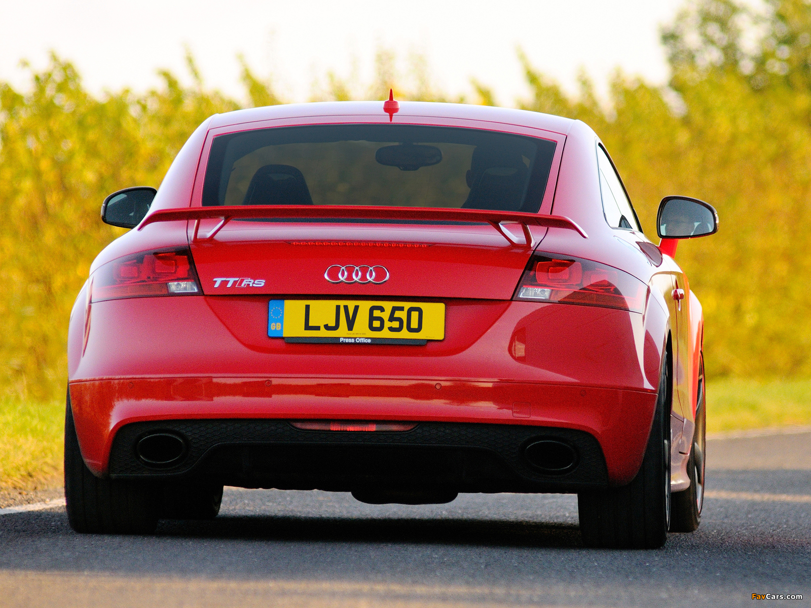 Audi TT RS plus Coupe UK-spec (8J) 2012 wallpapers (1600 x 1200)