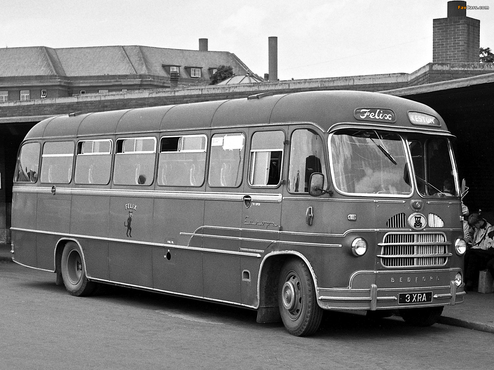 Photos of Bedford Europa SB Coach 1957– (1600 x 1200)