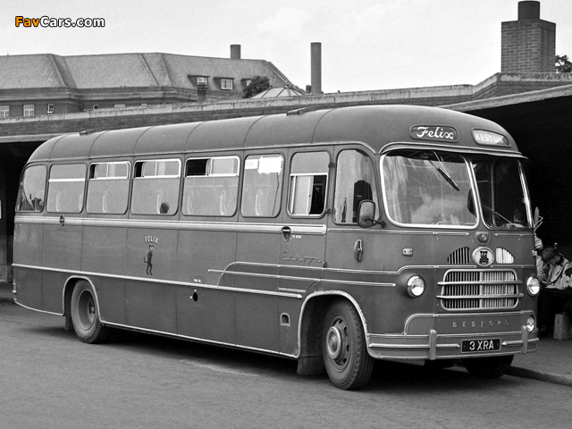 Photos of Bedford Europa SB Coach 1957– (640 x 480)