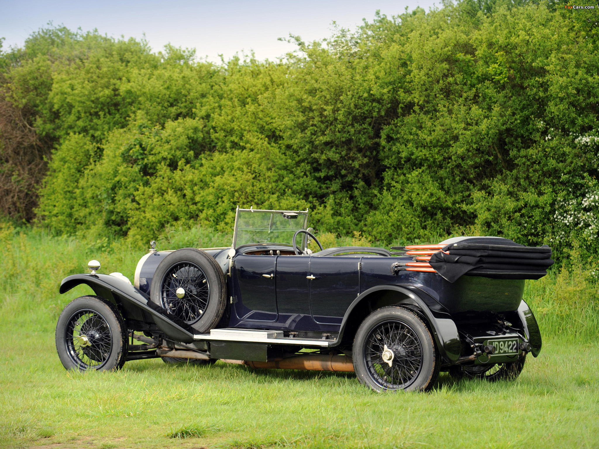 Bentley 3 Litre Tourer by Gurney Nutting 1925 wallpapers (2048 x 1536)