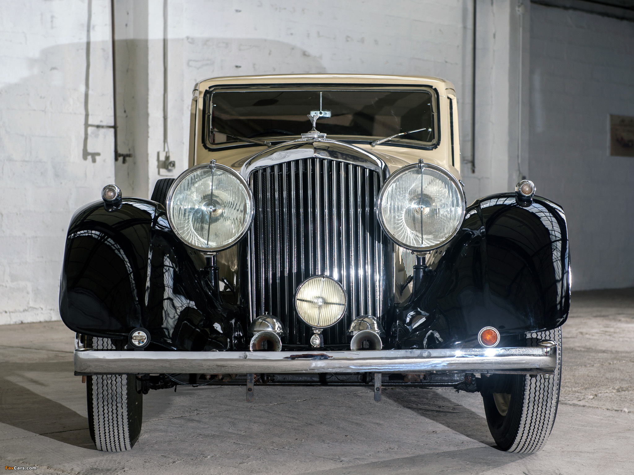 Bentley 4 ¼ Litre Saloon by Mann Egerton 1937 photos (2048 x 1536)