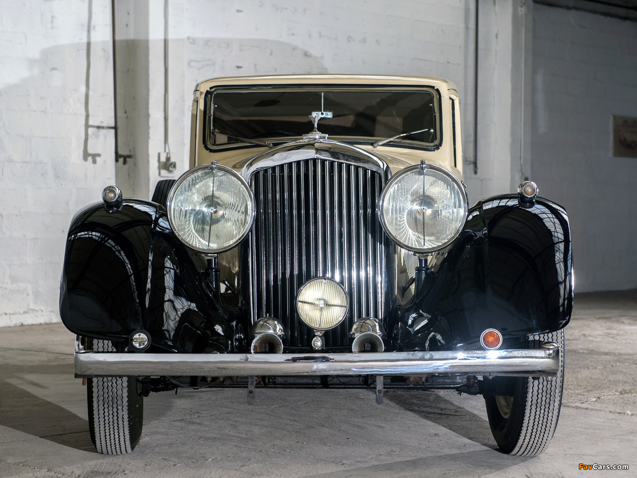 Bentley 4 ¼ Litre Saloon by Mann Egerton 1937 photos (1280 x 960)