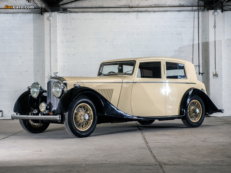 Bentley 4 ¼ Litre Saloon by Mann Egerton 1937 images (800 x 600)