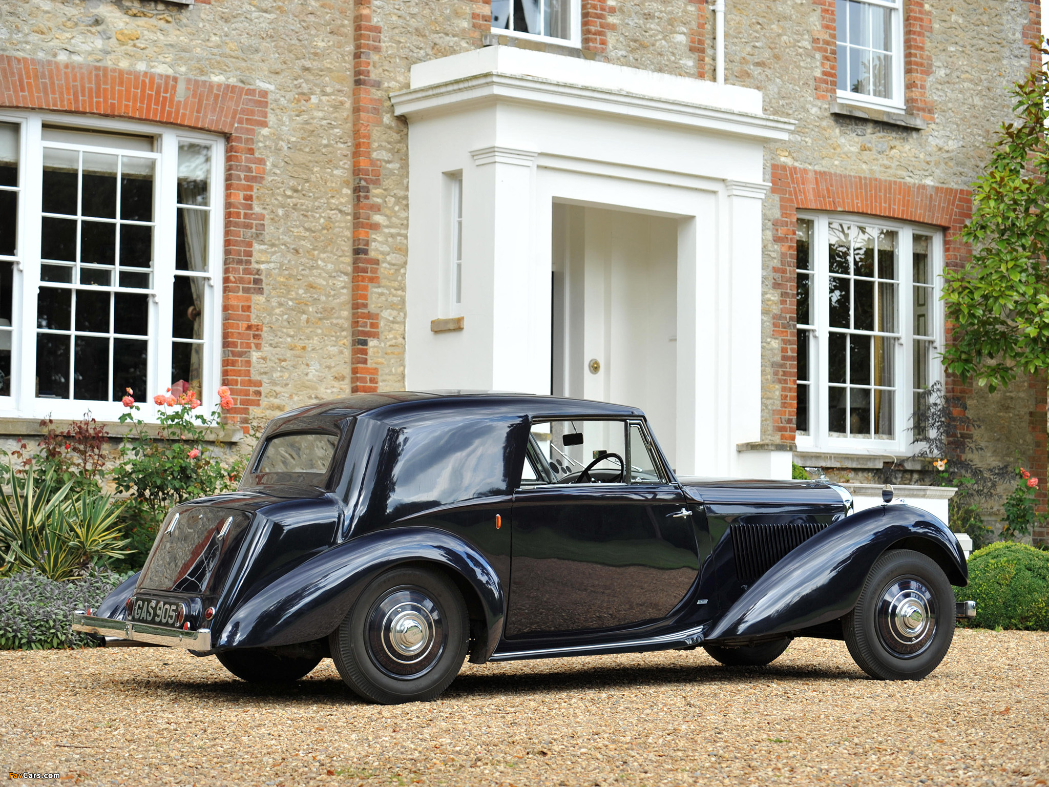 Bentley 4 ¼ Litre Coupé by De Villars 1938 images (2048 x 1536)