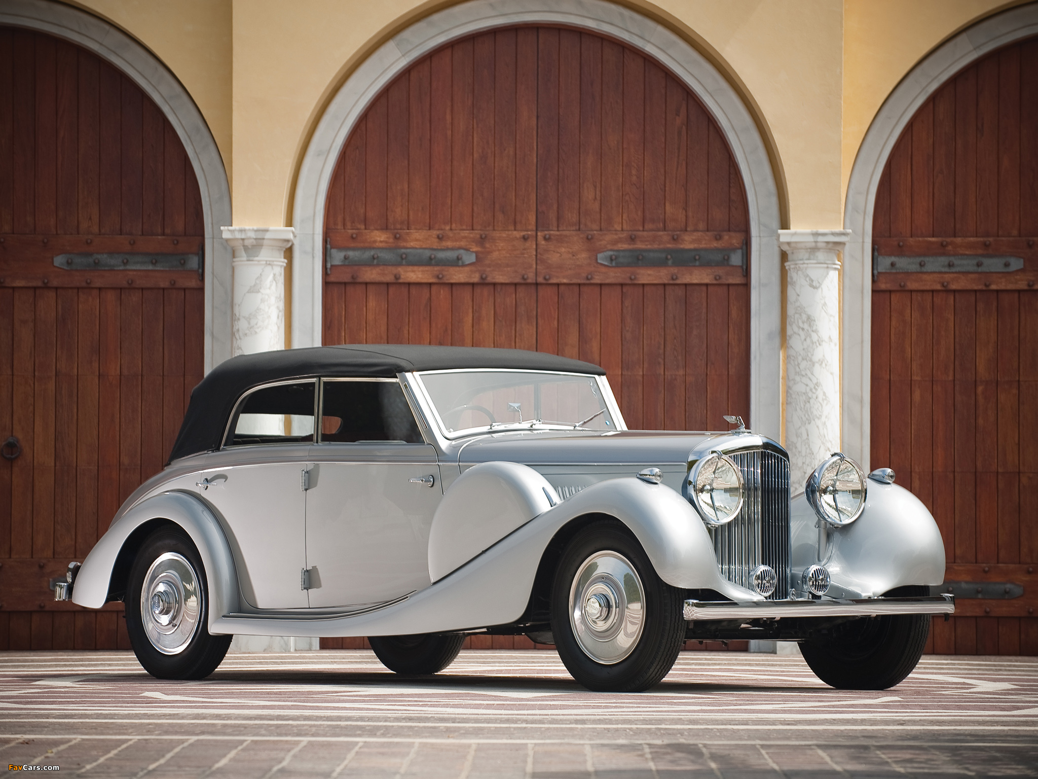 Bentley 4 ¼ Litre Cabriolet 1938 photos (2048 x 1536)