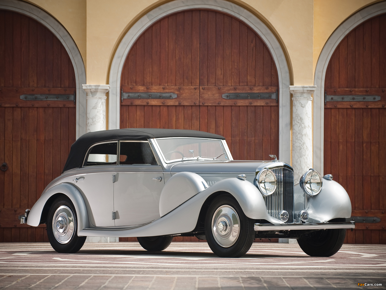 Bentley 4 ¼ Litre Cabriolet 1938 photos (1600 x 1200)