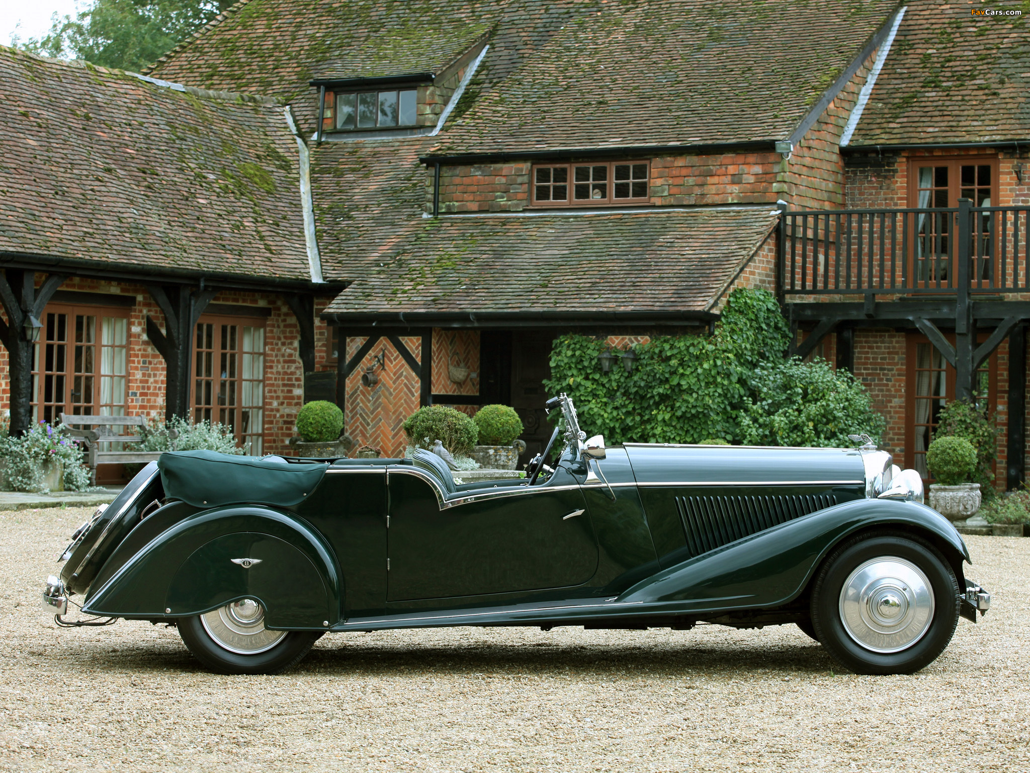 Bentley 4 ¼ Litre Tourer by Vanden Plas 1936–39 photos (2048 x 1536)