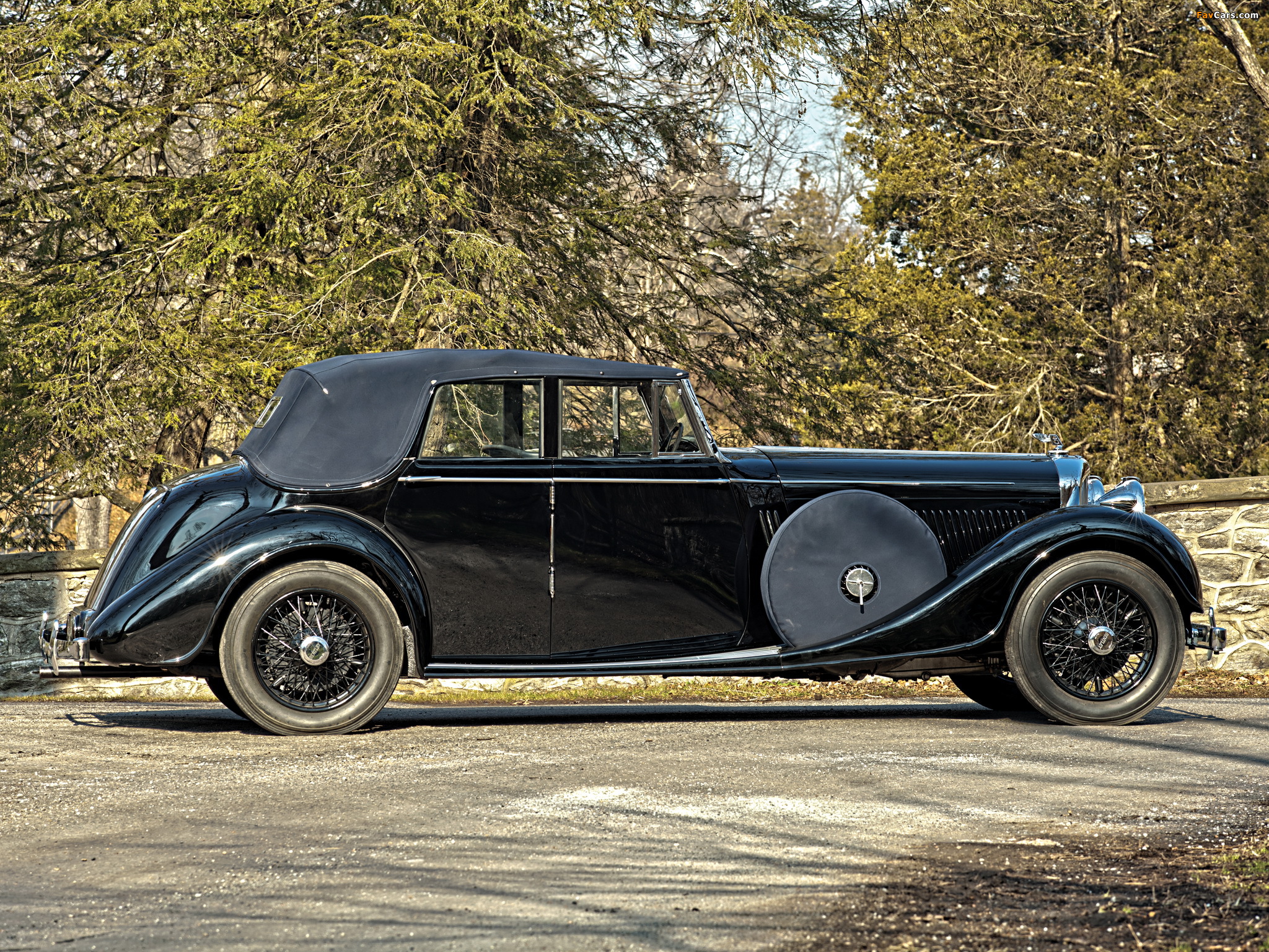 Images of Bentley 4 ¼ Litre All-Weather Tourer by Thrupp & Maberly 1938 (2048 x 1536)