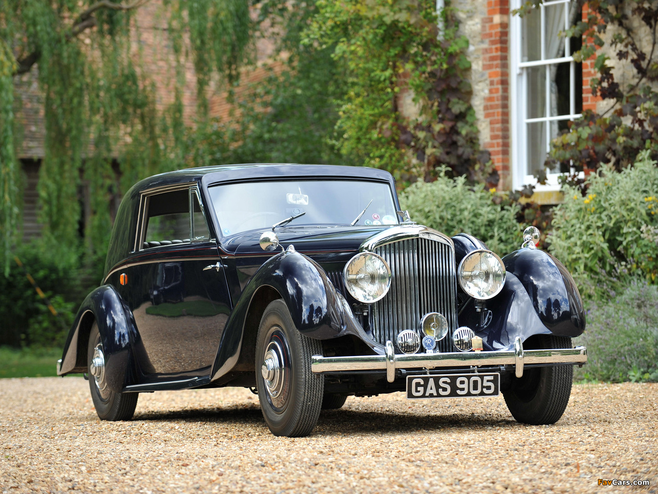 Bentley 4 ¼ Litre Coupé by De Villars 1938 wallpapers (1280 x 960)