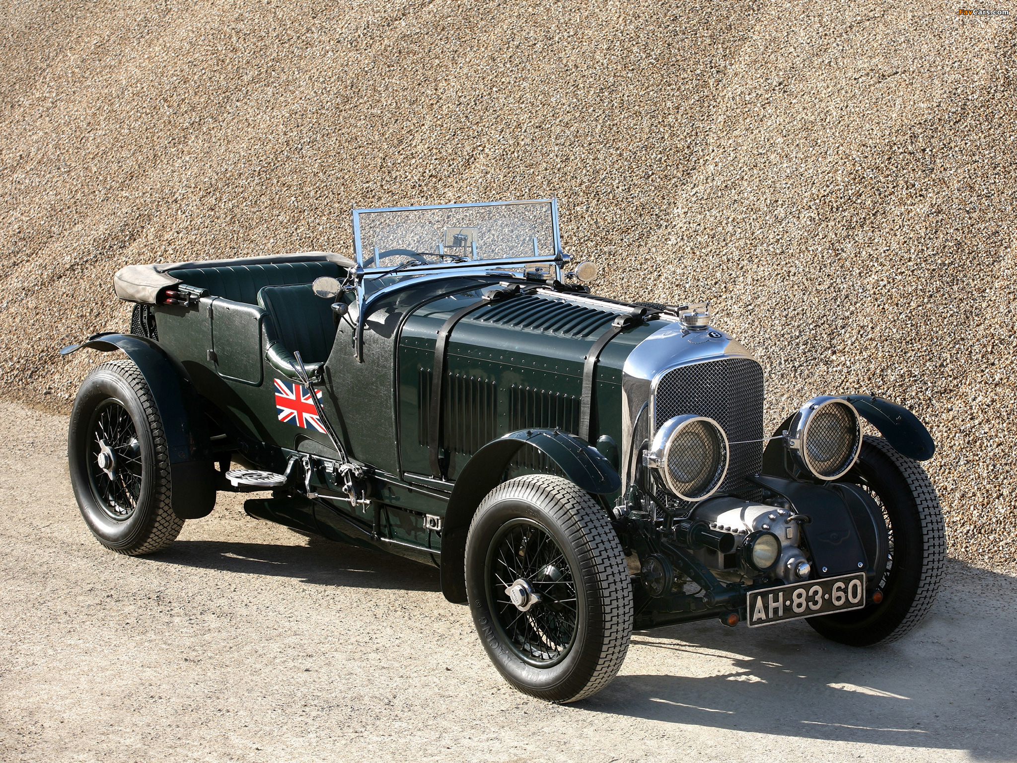 Images of Bentley 6 ½ Litre Tourer by Vanden Plas 1928–30 (2048 x 1536)