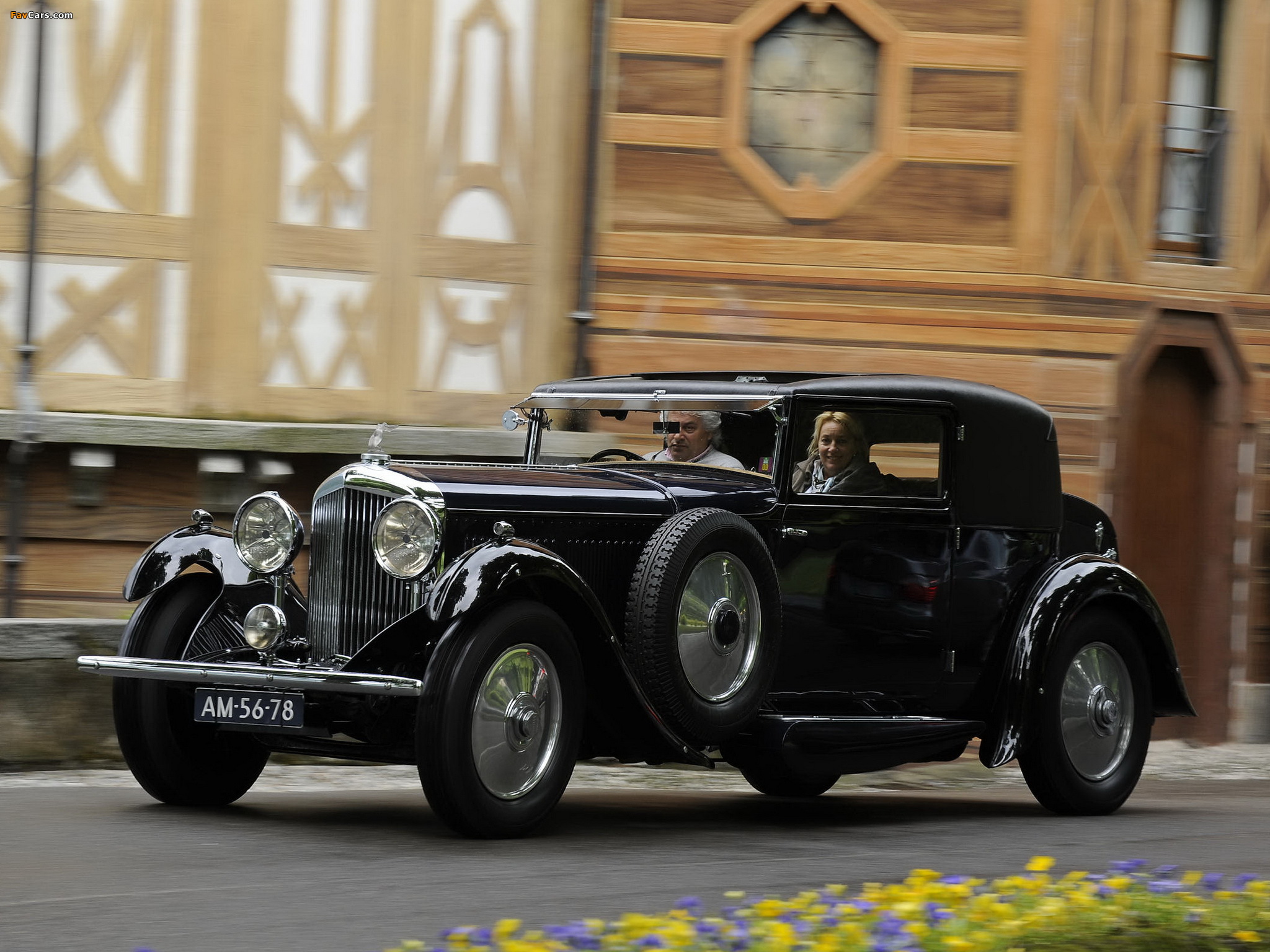 Images of Bentley 8 Litre Sportsman Coupe by Gurney Nutting 1931 (2048 x 1536)
