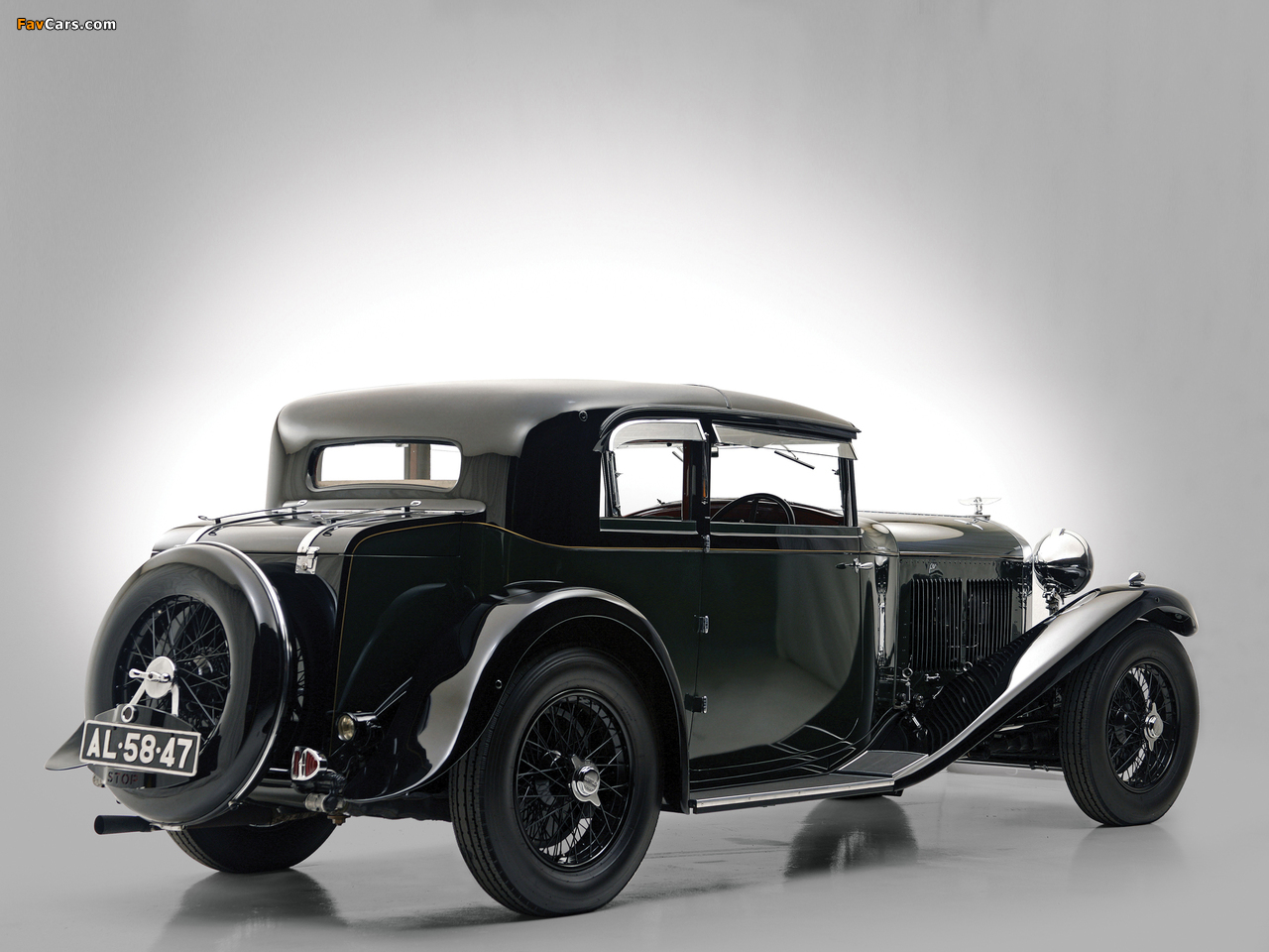 Images of Bentley 8 Litre Short Chassis Mayfair Fixed Head Coupe 1932 (1280 x 960)