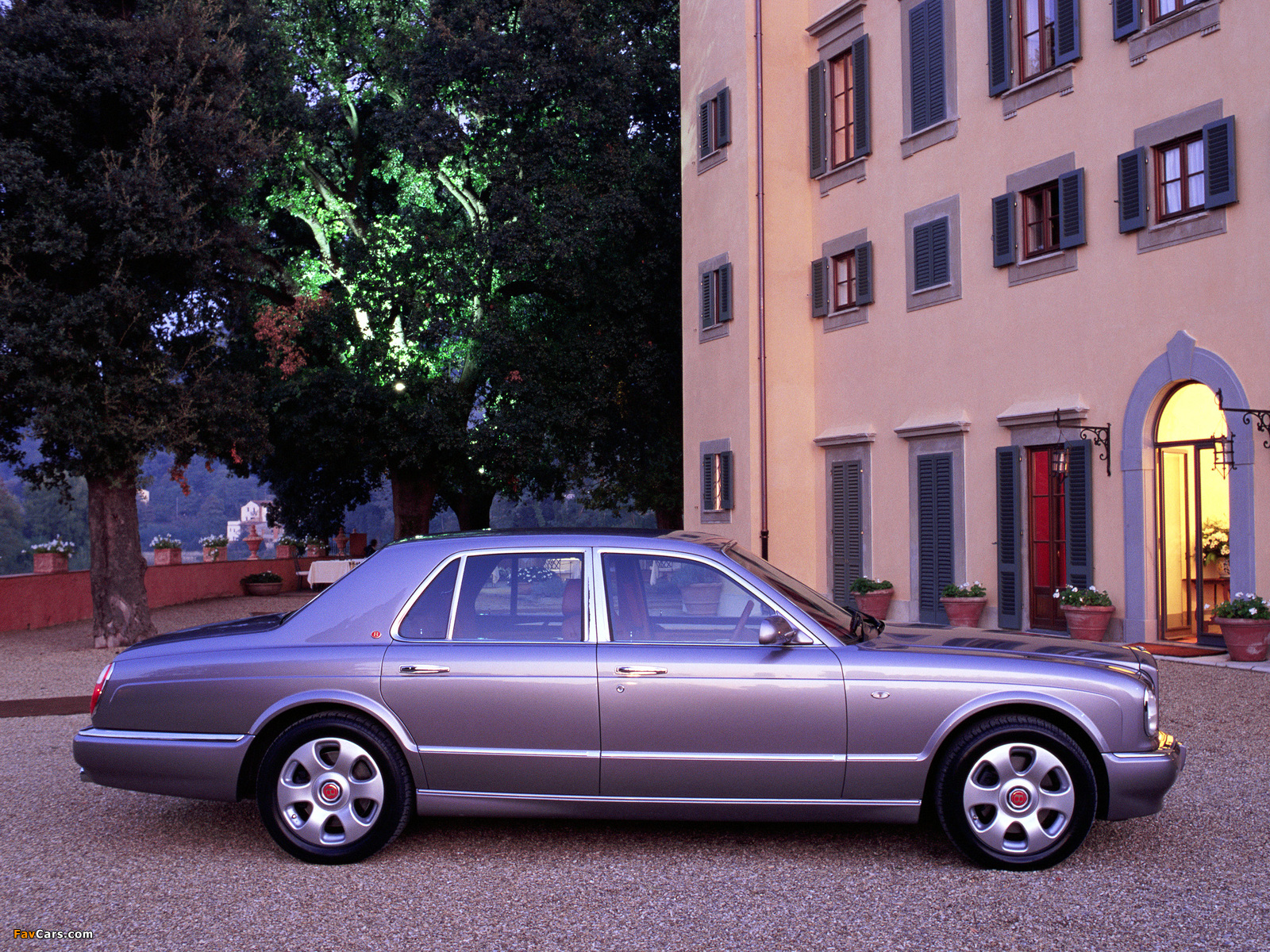 Bentley Arnage Red Label 1999–2002 images (1600 x 1200)