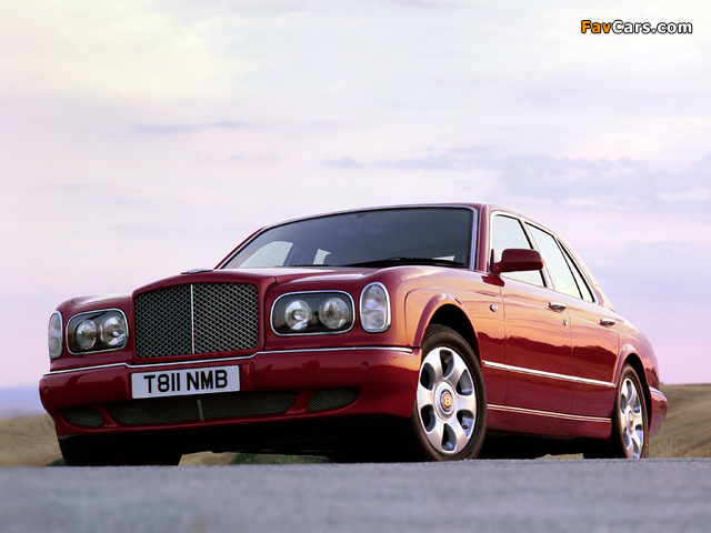 Photos of Bentley Arnage Red Label 1999–2002 (640 x 480)