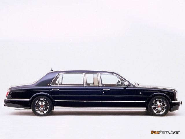Photos of Bentley Arnage Limousine by Mulliner 2003 (640 x 480)