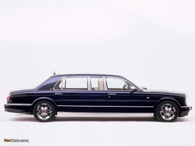 Photos of Bentley Arnage Limousine by Mulliner 2003 (800 x 600)
