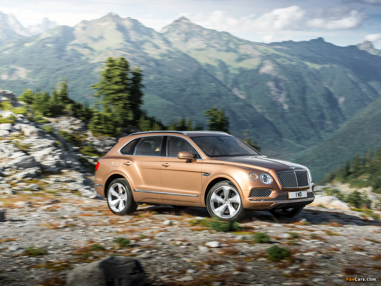 Bentley Bentayga 2016 photos (1280 x 960)