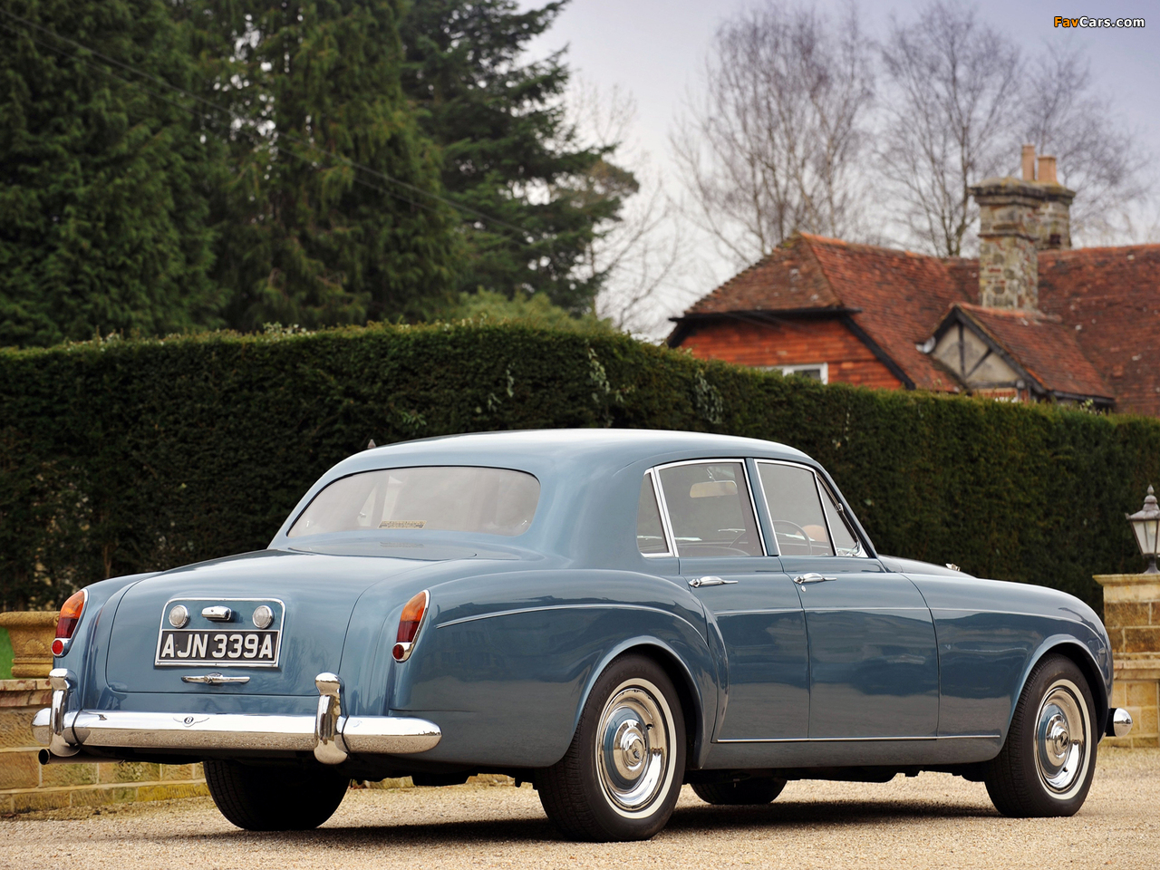 Bentley S3 Continental Flying Spur Saloon by Mulliner 1963–65 images (1280 x 960)