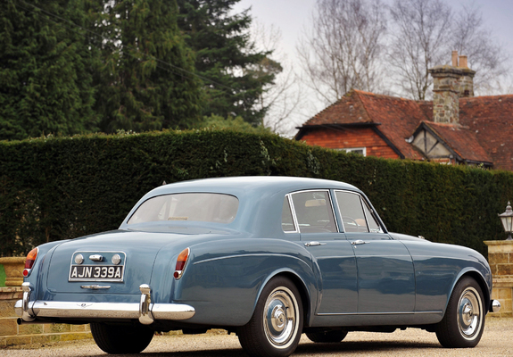 Bentley S3 Continental Flying Spur Saloon by Mulliner 1963–65 images