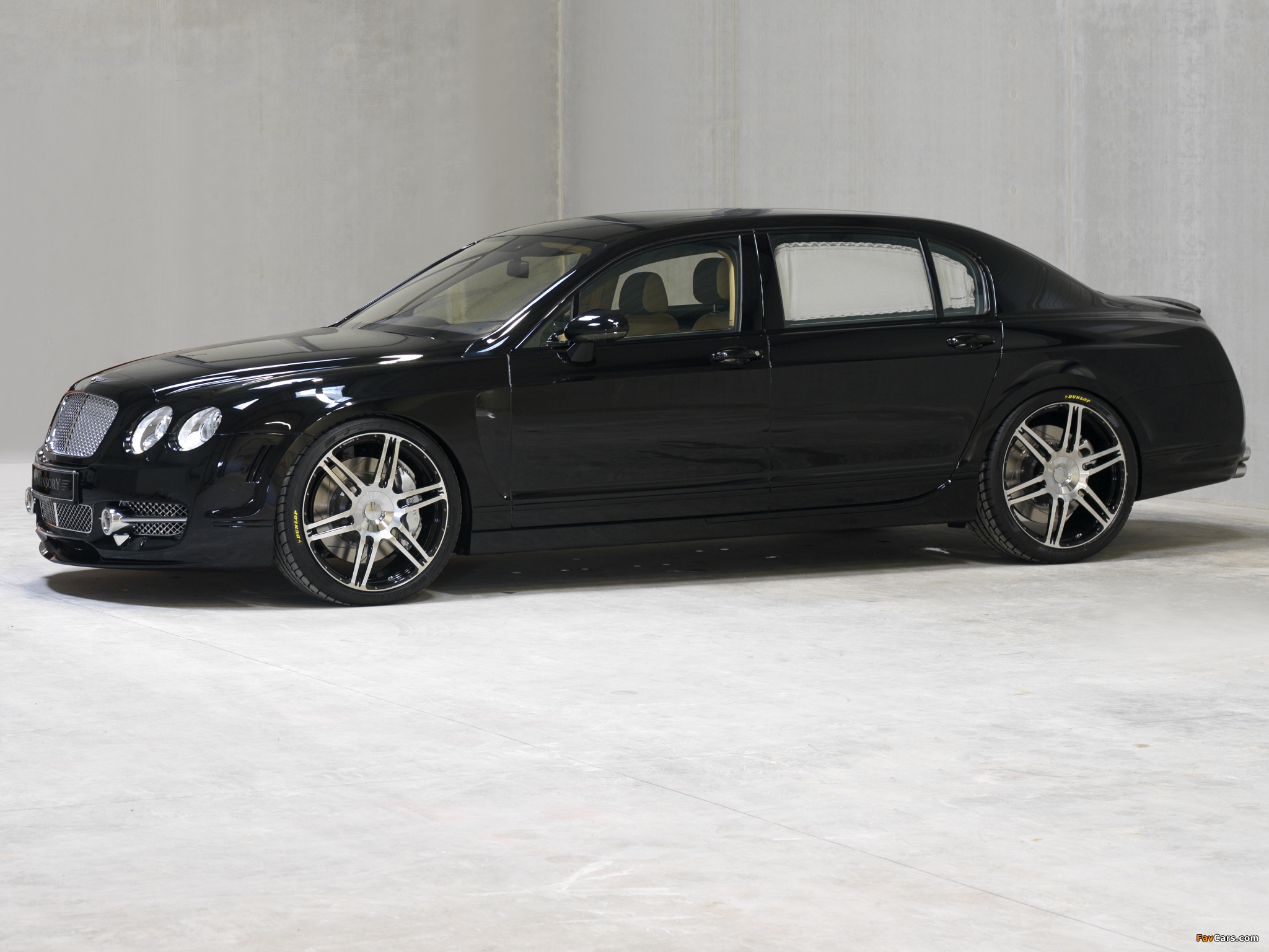 Images of Mansory Bentley Continental Flying Spur 2006 (2048 x 1536)