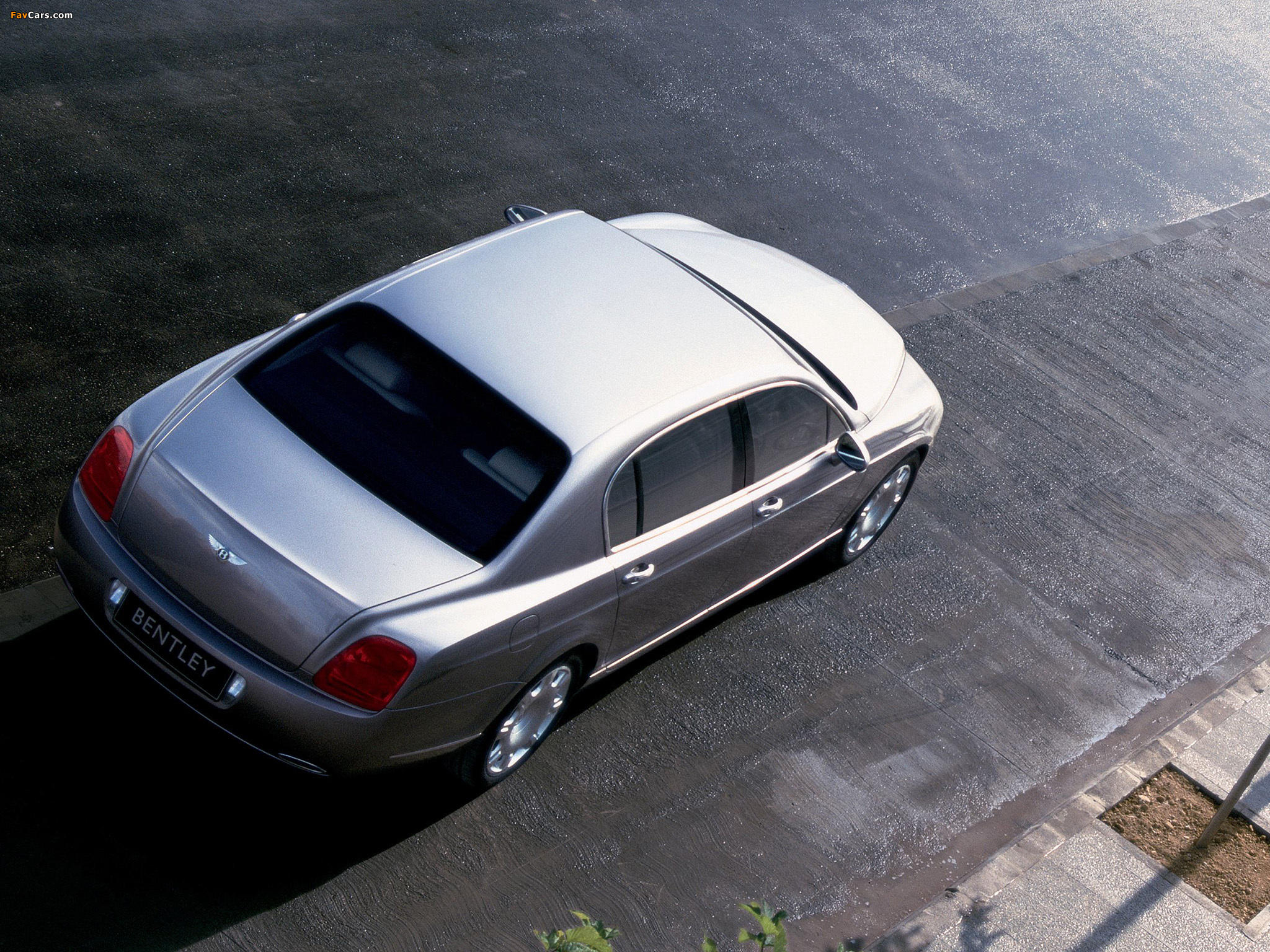 Images of Bentley Continental Flying Spur 2005–08 (2048 x 1536)