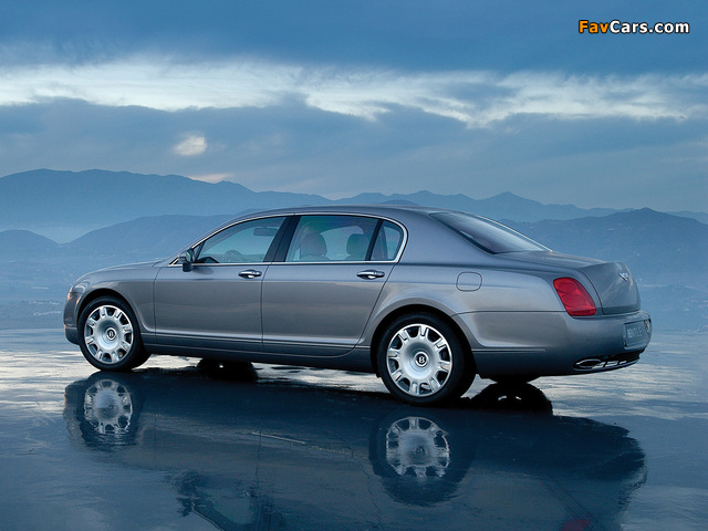 Photos of Bentley Continental Flying Spur 2005–08 (640 x 480)