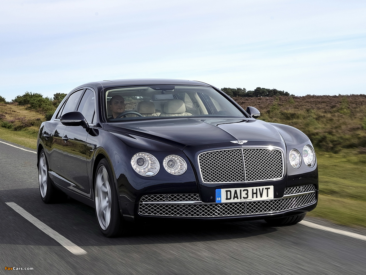 Photos of Bentley Flying Spur UK-spec 2013 (1280 x 960)