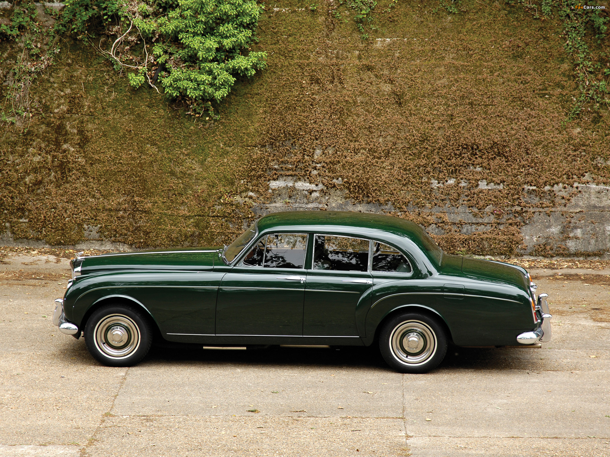 Photos of Bentley S2 Continental Flying Spur by Mulliner 1959–62 (2048 x 1536)