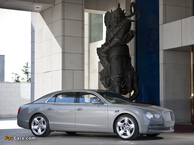 Bentley Flying Spur 2013 wallpapers (640 x 480)